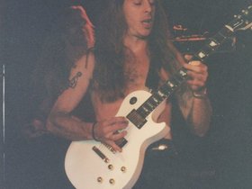 Bruce%20les%20Paul.jpg